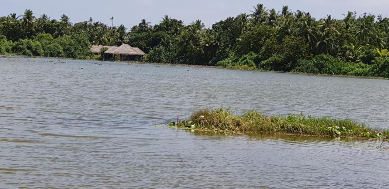 Fuvahmulah Inn ภายนอก รูปภาพ